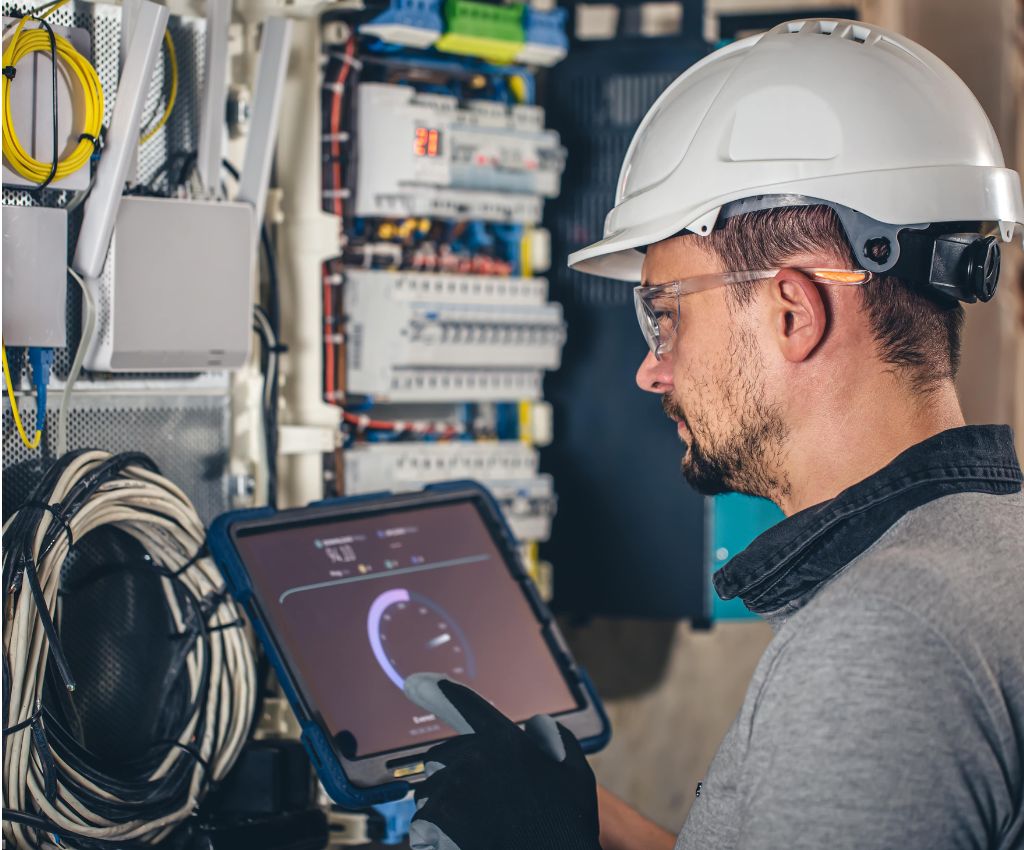 Commercial Electrical System Maintenance (2) Commercial Electrical System Maintenance